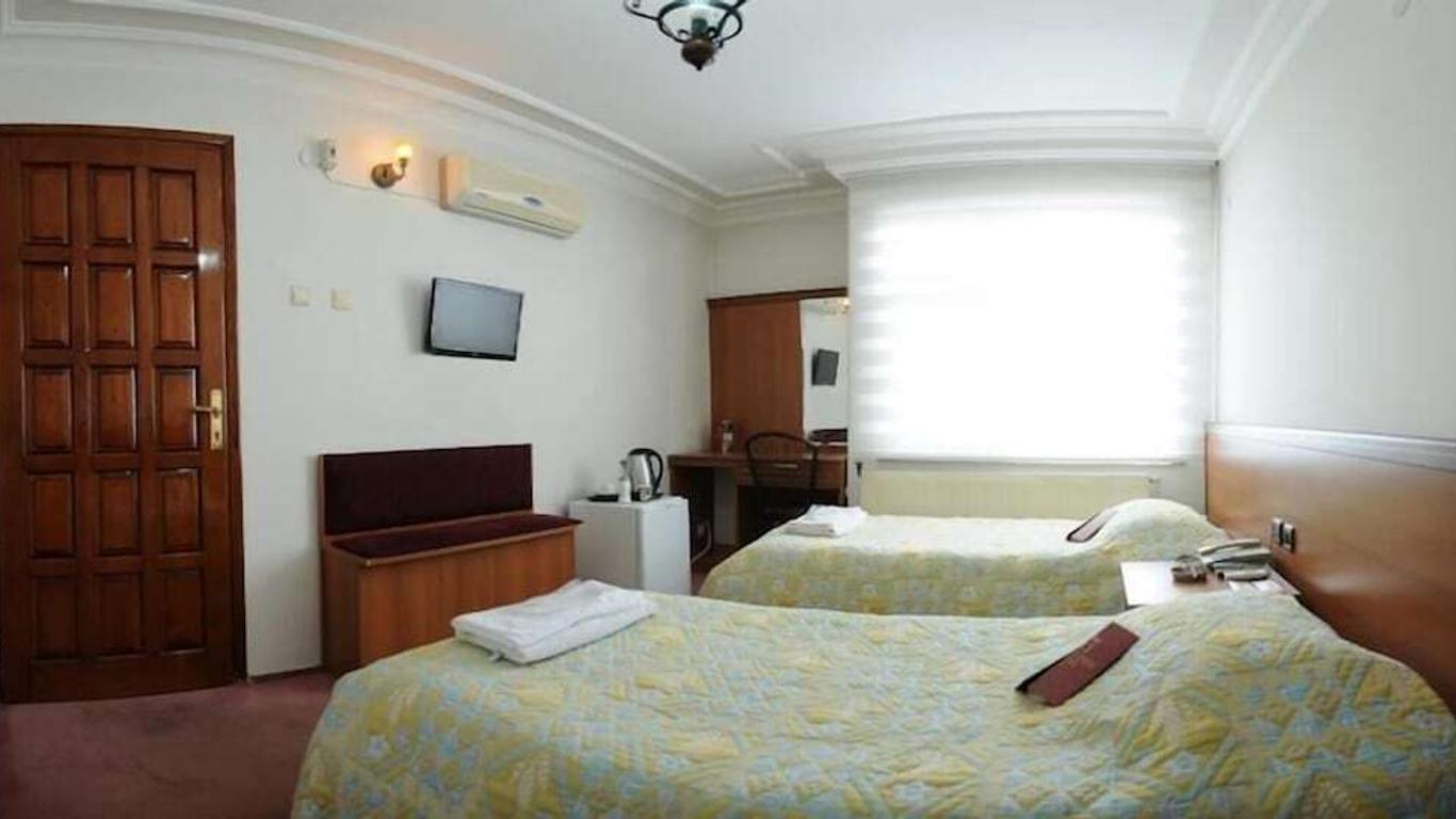 Grand Desi Hotel