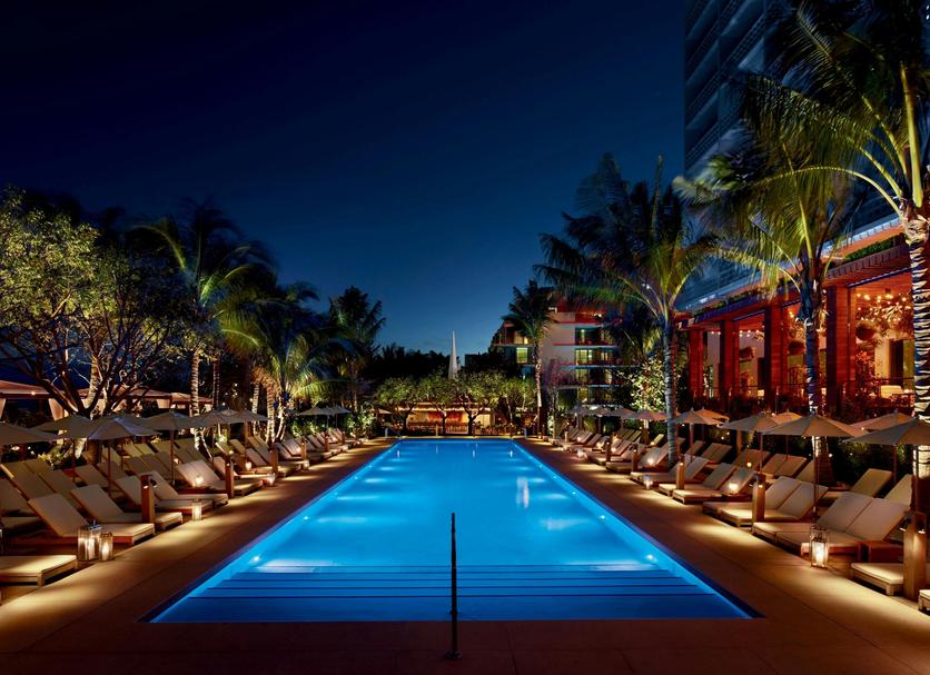 Pool Foto