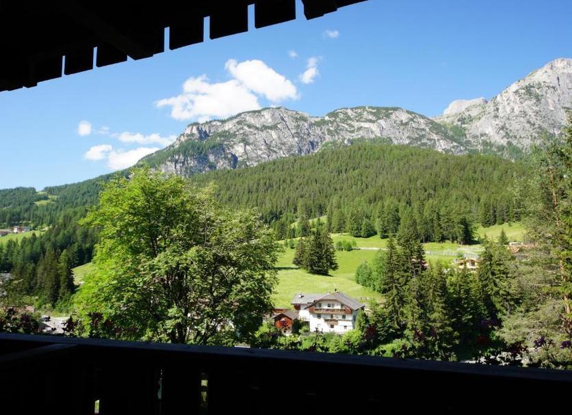 Außenansicht Foto