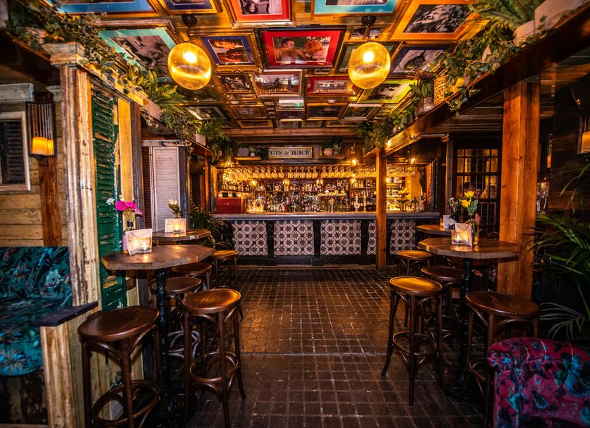 Bar Foto