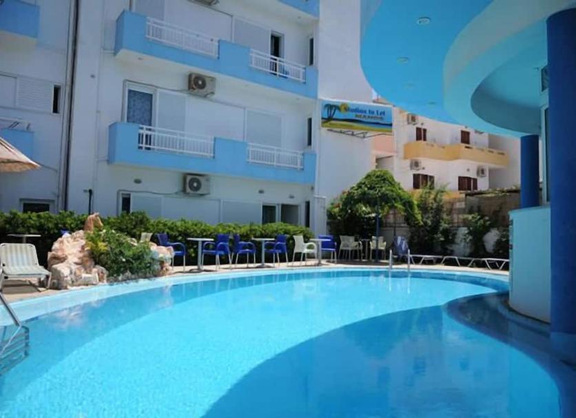 Pool Foto