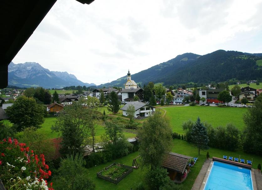 Außenansicht Foto