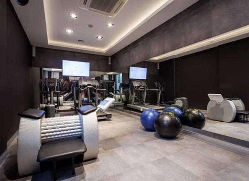 Fitnessbereich Foto