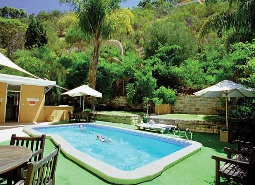 Pool Foto