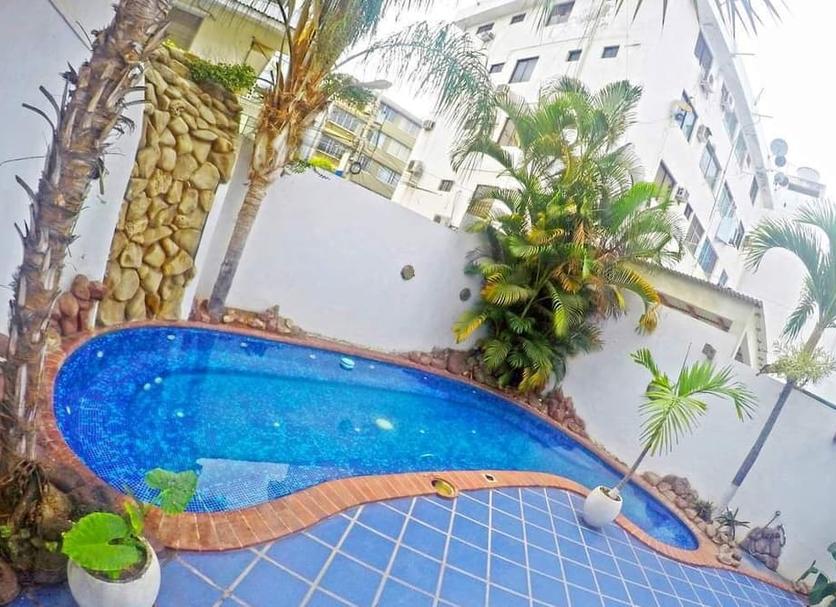 Pool Foto