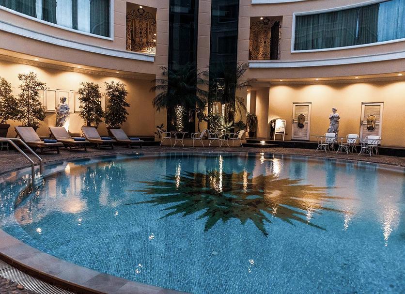 Pool Foto