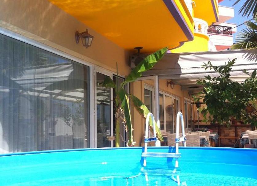 Pool Foto