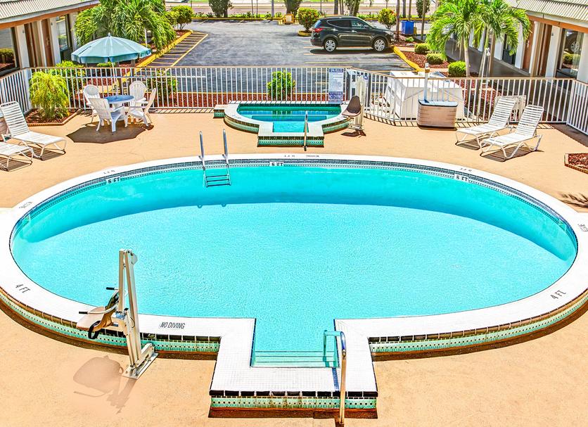Pool Foto