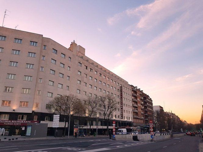 Gebäude