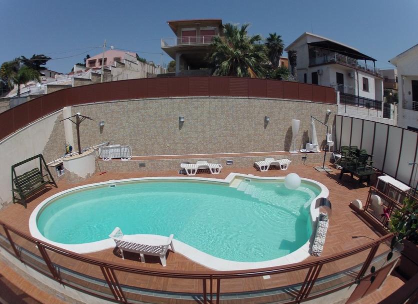 Pool Foto